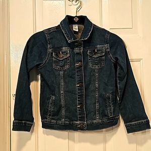 Carter stretch jean jacket size 8